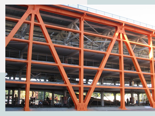 Многоуровневые паркинги в Сочи от 620 руб.